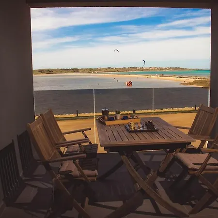 Beach Apartment *